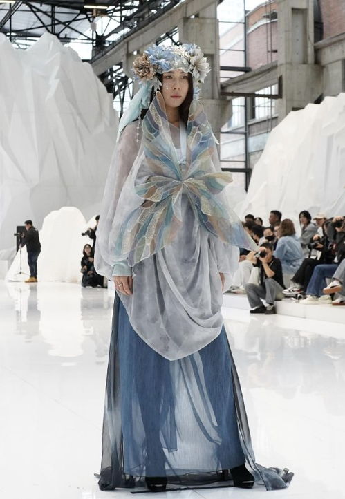 服裝與服飾設計專業2024屆畢業作品發布會圓滿落幕